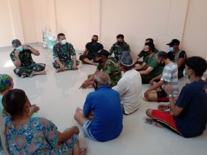 Karya Bakti TNI Giat Renovasi Musholla Nurhidayah