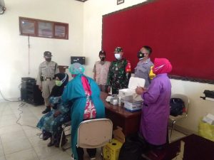 160 Lansia Warga Kemiri Dapatkan Vaksinasi