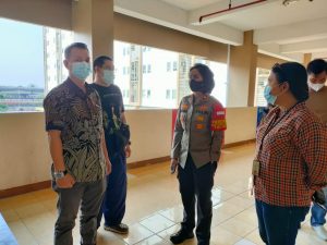 Kapolsek Tanjung Duren Monitoring Langsung Pelaksanaan vaksinasi Covid-19 Di Wilayahnya