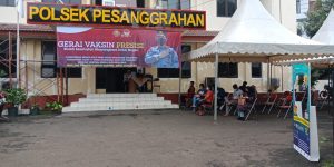Gerai vaksinasi Presisi Polsek Pesangrahan Dalam Rangka Bakti Kesehatan Bhayangkara