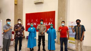 Polsek Metro Taman Sari Bekerjasama Dengan Pt Mayora Buka Gerai Vaksinasi di gedung Graha Finelink