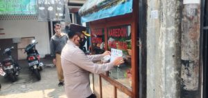 Kapolsek Pesanggrahan Turun Langsung Himbau Pelaku Usaha Dimasa PPKM Darurat