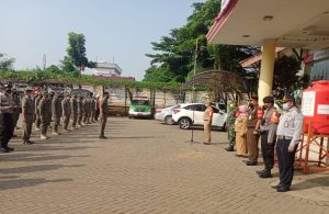 Penerapan PPKM Darurat Inmendagri No-15 oleh Koramil Bersama Muspika Jatinegara