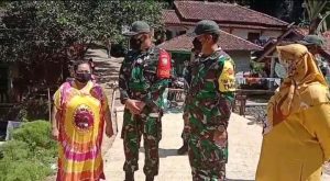 Teh Cucu Teriak Saat Tim Wasev TMMD ke – 111 Melakukan Peninjauan