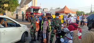 Penyekatan Giat PPKM Darurat Perbatasan Bekasi -Ujung Menteng oleh Petugas Gabungan Muspika Empat Pilar Cakung Jaktim