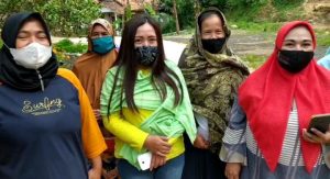 Hari Kedua Setelah Penutupan Program TMMD Reguler ke – 111, Warga Desa Ciandam Sudah Dapat Menikmati