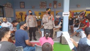 Gerai Vaksin Presisi Polsek Tambora, 215 Warga Tervaksinasi