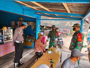 Babinsa Koramil Rungan Tekankan Pentingnya Disiplin Prokes Kepada Masyarakat