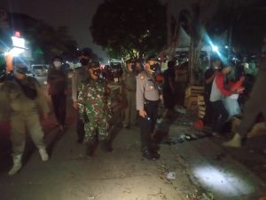 Patroli Wilayah Intens Dilakukan Babinsa Koramil 02/TB Bersama Tiga Pilar Tambora