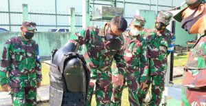 Lindungi Prajurit Satgas Operasi, Dislitbangad Uji Fungsi/Uji Terima Balistic Helmet Level III A dan Body Armour Plate Level III + Soft Armour