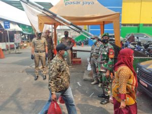 OPERASI YUSTISI PENEGAKAN DISIPLIN PROKES COVID-19 DAN PELAKSANAAN PPKM PERGUB NO. 3 TAHUN 2021 UNSUR TIGA PILAR KEC. PULOGADUNG