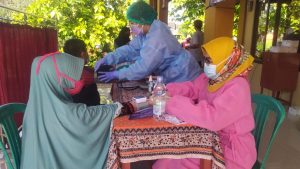 Polsek Bojonggede Melaksanakan Gerakan Vaksinasi Merdeka Tahap I di Desa Waringin Jaya