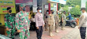 OPS Yustisi Babinsa Koramil 02/TB Bersama Petugas Gabungan Sasar Jalan Duri Raya Tambora