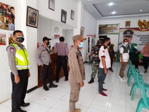 Polsek Bojonggede Melaksanakan Kegiatan Vaksinasi Covid – 19 Tahap 2 Di Desa Cimanggis Kecamatan Bojonggede