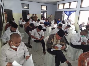 Sebanyak 38 Bakal Calon Kepala Desa Dikecamatan Warunggunung Mengikuti Pembekalan