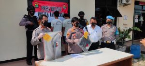 Polsek Tambelang Gelar Konferensi Pers Terkait Kasus Begal