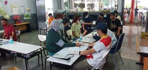 Sebanyak 1.275 Warga Kelurahan Kapuk Tervaksin dalam Serbuan Vaksinasi Koramil 04/Cengkareng