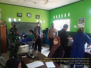 Polsek Tambelang “Gebah” Pandemi Covid-19 secara serentak di Lima Titik dengan Vaksinasi Merdeka Berani