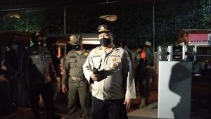 Polsek Kebon Jeruk Bersama 3 Pilar Menggelar Operasi Yustisi Penegakan Protokol Kesehatan Dimasa Pemberlakuan PPKM Level 4