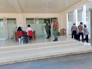 Babinsa Mojosongo Antar Warganya Ke Isoter Brotowali 3