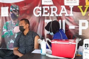 Polres Kepulauan Seribu Terus Gelar Suntik Vaksin Dosis Kedua