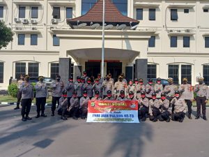 Peringati Hut Polwan Ke-73, Polwan Polres Metro Bekasi Gelar Baksos