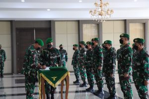 Danpuspenerbad Pimpin Acara Serah Terima Jabatan dan Penyerahan Jabatan Pamen Golongan IV di Lingkungan Puspenerbad