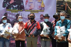 Pangdam I/BB Berbagi Tali Asih Kepada Warga Masyarakat Desa Sipolha