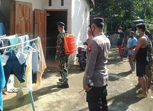 Dengan Penyemprotan Disinfektan Serma Supriyanto Himbau Warga Patuhi Prokes