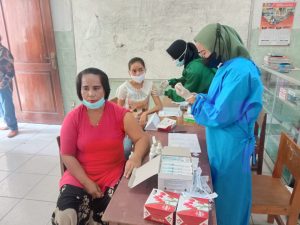 Kegiatan Vaksin Presisi Polsek Bojonggede Tahap 1 Di Posyandu Kp. Mutiara Desa Waringinjaya