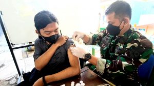 Turut Sukseskan Percepatan Vaksinasi, RSAU dr. Siswanto Lanud Smo Lanjutkan Vaksinasi Tahap Kedua