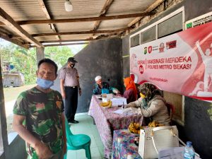 Kapolsek Tambelang : Kegiatan Vaksinasi Gerai 64 Wujud Kepedulian Lembaga Kepolisian Bagi Masyarakat