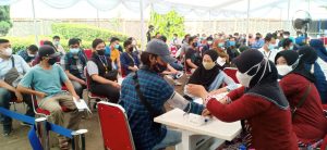 Kodim 0505/JT Kembali Gelar Serbuan Vaksinasi Berkolaborasi Dengan PT. United Tractors