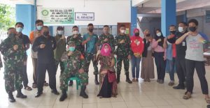 Pastikan Warga Rusun Tervaksin, Pengelola Rusunawa CBS Berkolaborasi Dengan Koramil 01/Jatinegara Gelar Serbuan Vaksinasi