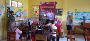 Kegiatan Vaksin Presisi Polsek Bojonggede Tahap 1 Warga Desa Rawapanjang