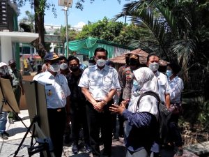 Kompol Yunita Natalia Rungkat : Melakukan Pengamanan Sambil Edukasi Warga Saat Kedatangan Mentri