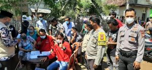 Kegiatan Vaksinasi Gerai 152, 153, 155 dan 159, Kapolsek Tambelang : Kita Dorong Semua Masyarakat Ikut Vaksinasi