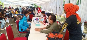 Pengecekan Serbuan Vaksinasi oleh Dandim 0505/JT Bersama Staf Ahli Pangdam Jaya di PT. United Tractors