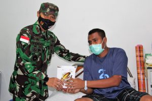 Wujud Kepedulian, Pangdam XVII/Cenderawasih Jenguk Nakes di RS Marthen Indey