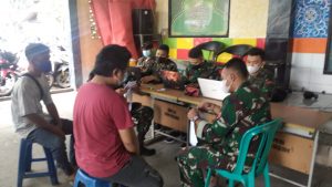 Serbuan Vaksinasi TNI di Masjid Jami Al Ikhlas Jembatan Besi Masih Berlanjut, 157 Orang Tervaksin