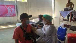 Vaksinasi Merdeka Dosis 1 Sinovac Polres Metro Depok Polsek Bojonggede untuk Warga Masyarakat Desa Bojongbaru Kec. Bojonggede