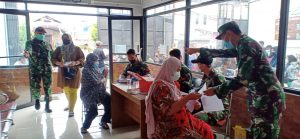 HUT TNI ke 76, Kodim 0505/JT Kembali Gelar Serbuan Vaksinasi Untuk Negeri