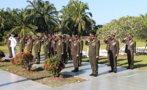Jelang HUT TNI ke-76, Personel TNI di Wilayah Kodim 0104/Atim Ziarah Nasional ke TMP Kota Langsa