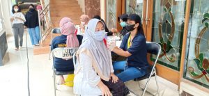 Peringati HUT TNI ke 76, Kodim 0505/JT Kembali Gelar Serbuan Vaksinasi Untuk Negeri