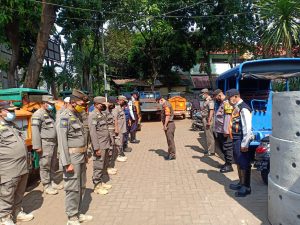 Guna Mengoptimalkan Dan Menurunkan Penyebaran Covid-19, Tiga Pilar Kebon Jeruk Gencar Edukasi Penggunaan Masker