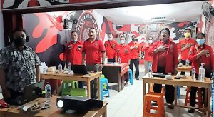 Dosen UNM Gelar Pengabdian Masyarakat di Pemuda Batak Bersatu DPC Jakbar