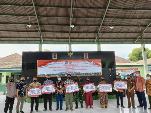 Kodim Sragen Distribusikan Dana BTPKLW TNI TH 2021