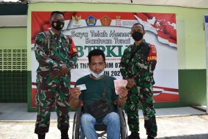 Babinsa Bantu Penyandang Disabilitas Penerima BTPKLW Melalui Kodim Sragen