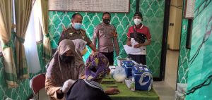 AKABRI 1999 Jalani Vaksinasi Massal di Kantor Camat Sukawangi untuk Mewujudkan 100% Kekebalan Komunal