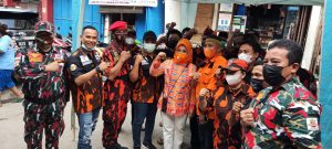 Anggota DPD RI Ibu Prof. Dr. Hj. Sylviana Murni, S.H., M.Si. Membagikan Paket Makanan Gizi Untuk Balita Dan Ibu Hamil